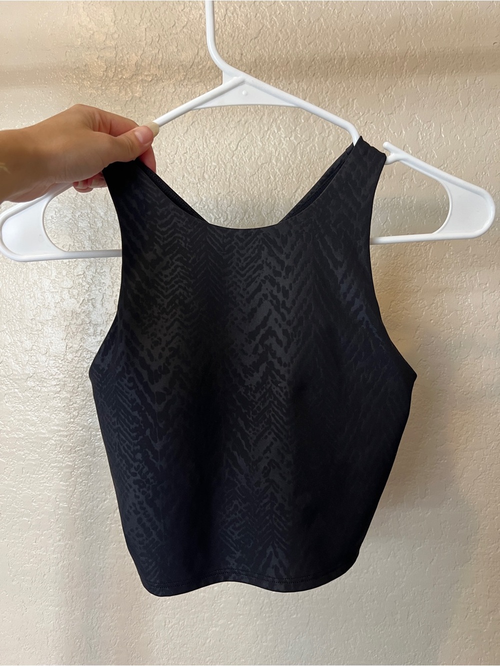 Athleta Black print High-Neck Crop sports bra tank